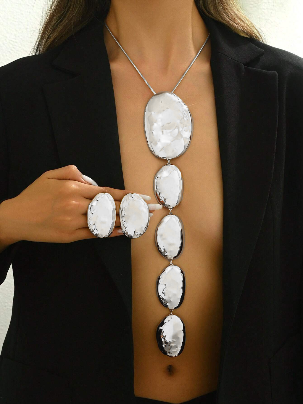 Silver hammered jewelry set